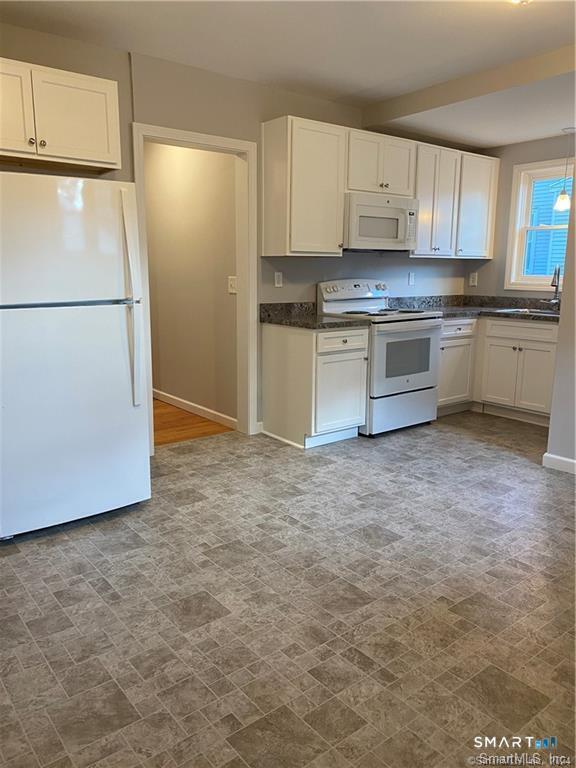 497 High Street Middletown, CT 06457 - Photo 4 of 14