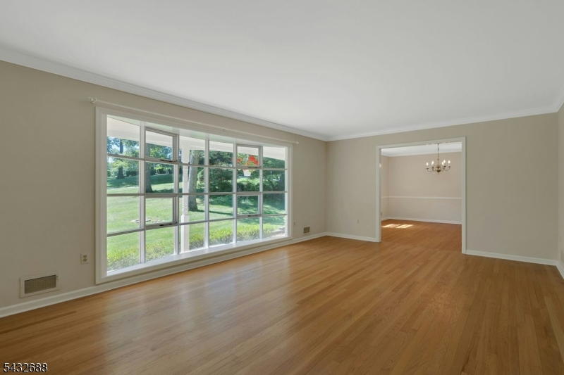 35 Manor Drive Bernards, NJ 07920 - Photo 5 of 46