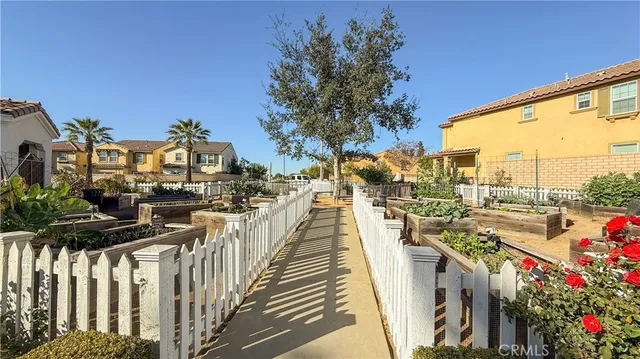 $3,300 | 839 Cranberry Way, Upland, CA 91786