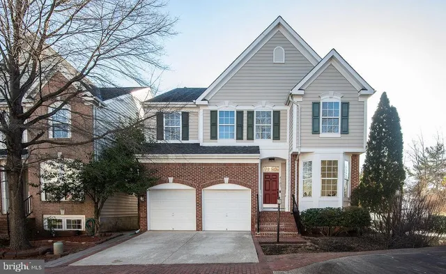 $1,000,000 | 4183 Whitlow Place, Chantilly, VA 20151