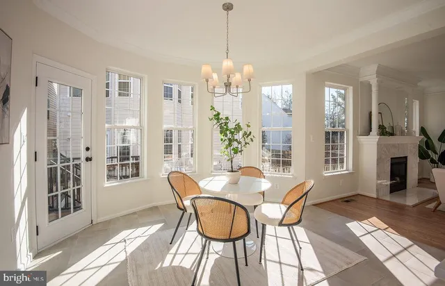 $1,000,000 | 4183 Whitlow Place, Chantilly, VA 20151