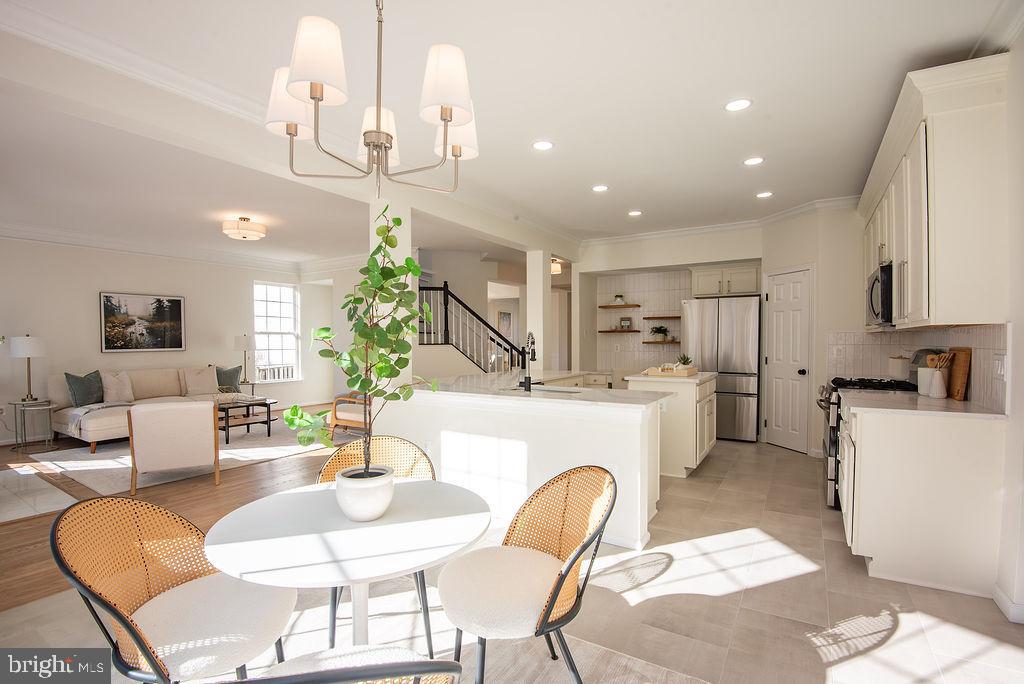 4183 Whitlow Place Chantilly, VA 20151 - Photo 18 of 68