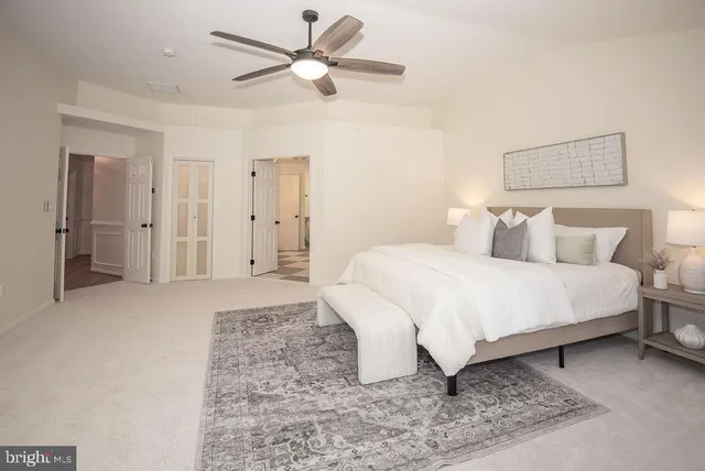 $1,000,000 | 4183 Whitlow Place, Chantilly, VA 20151