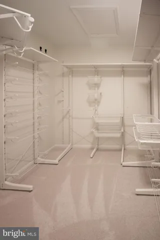 $1,000,000 | 4183 Whitlow Place, Chantilly, VA 20151