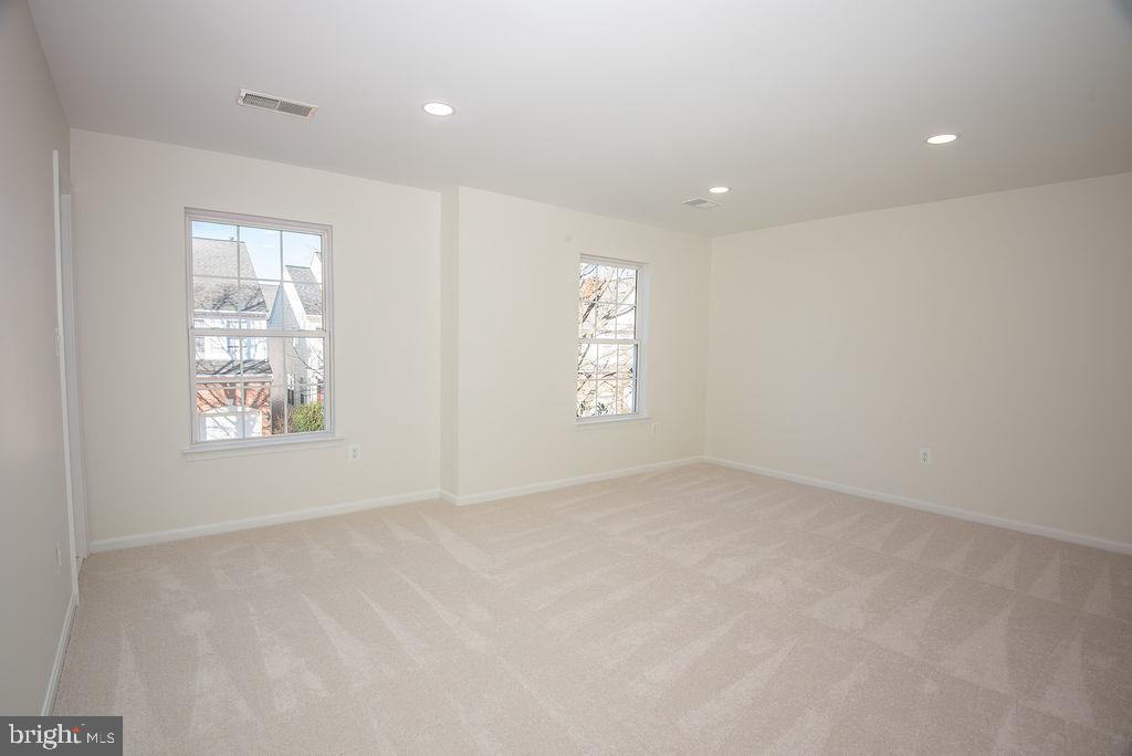 4183 Whitlow Place Chantilly, VA 20151 - Photo 36 of 68