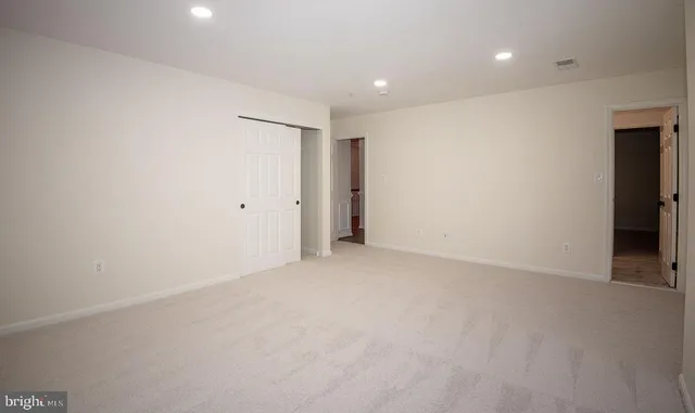 $1,000,000 | 4183 Whitlow Place, Chantilly, VA 20151