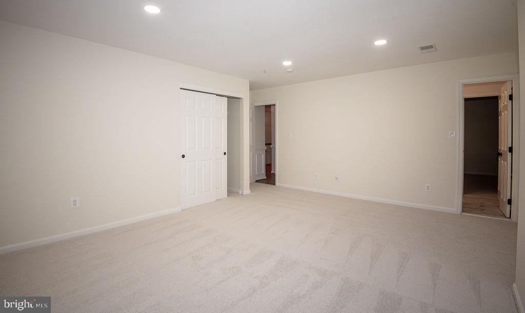 4183 Whitlow Place Chantilly, VA 20151 - Photo 37 of 68