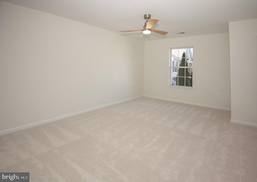 4183 Whitlow Place Chantilly, VA 20151 - Photo 42 of 68