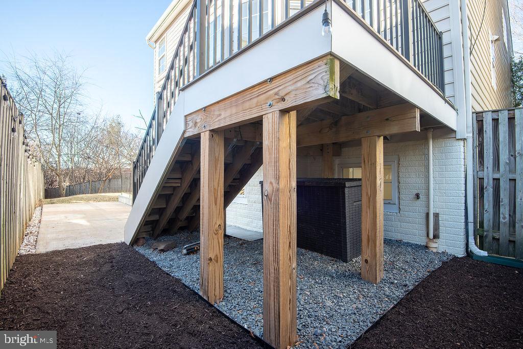 4183 Whitlow Place Chantilly, VA 20151 - Photo 53 of 68