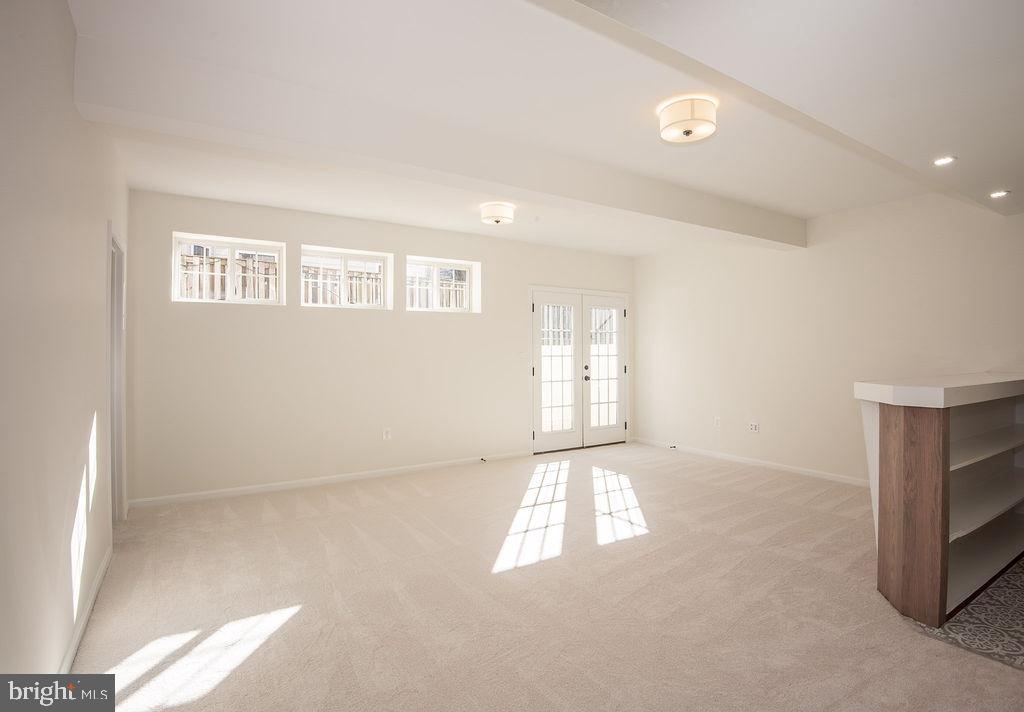 4183 Whitlow Place Chantilly, VA 20151 - Photo 56 of 68