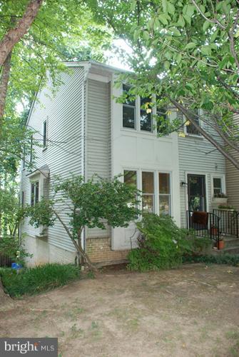 9000 Saffron Lane Silver Spring, MD 20901 - Photo 21 of 24 Exterior (Front)