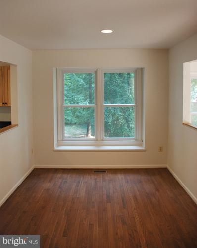 9000 Saffron Lane Silver Spring, MD 20901 - Photo 10 of 24 Dining Room