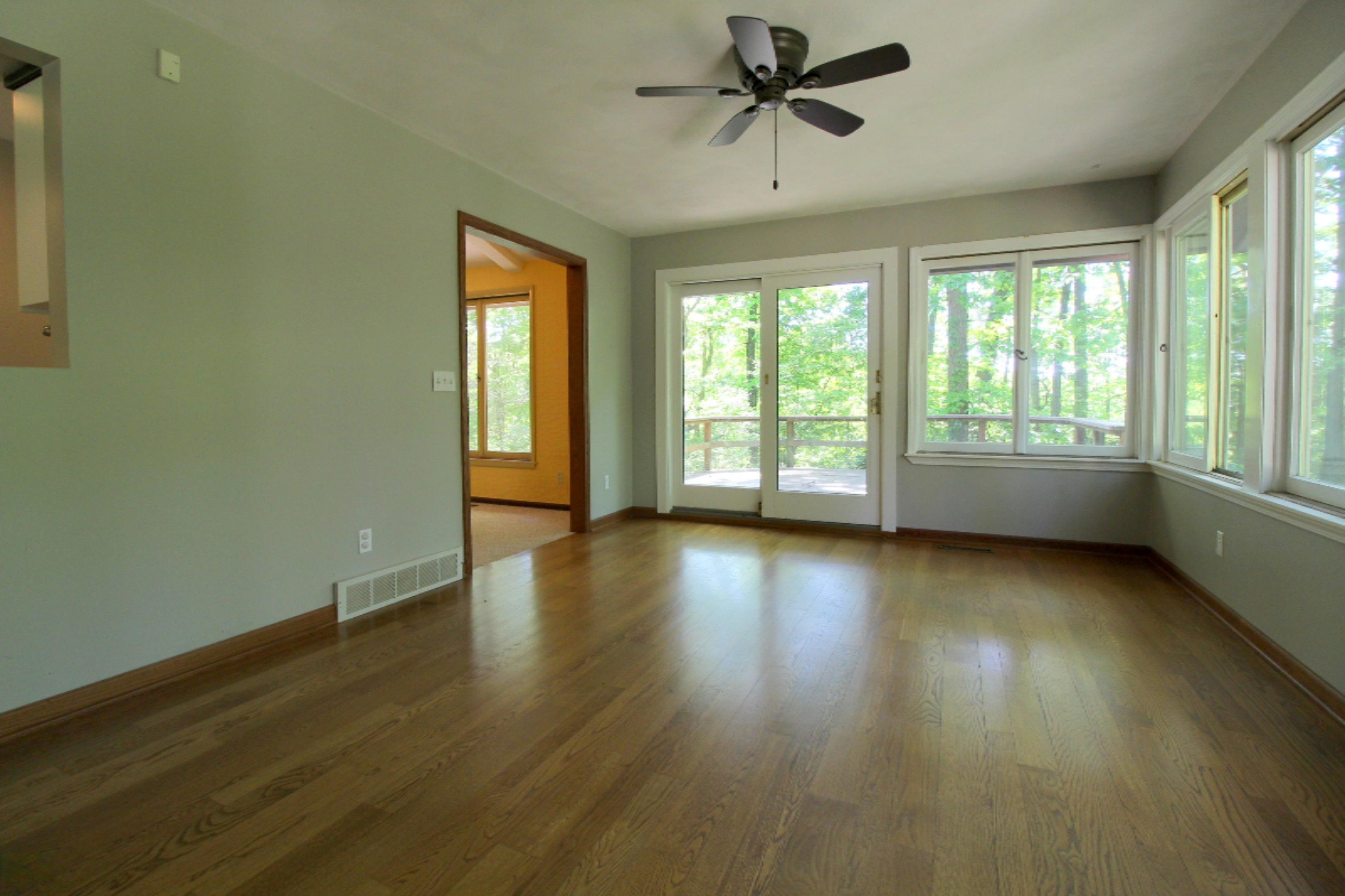 5060 Halbert Road Battle Creek, MI 49017 - Photo 2 of 21 LR1