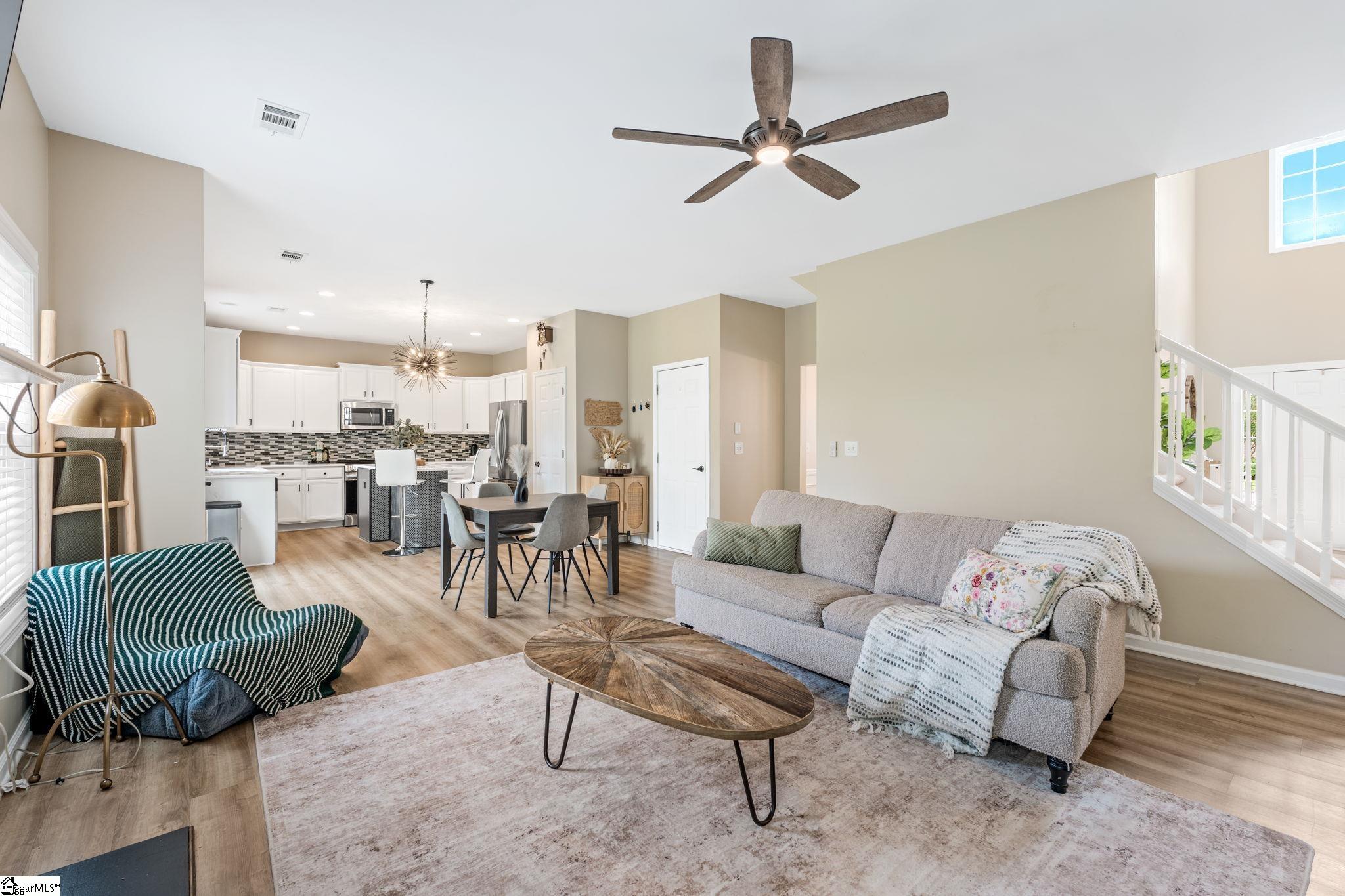 205 Tulip Tree Lane Simpsonville, SC 29680 - Photo 11 of 33
