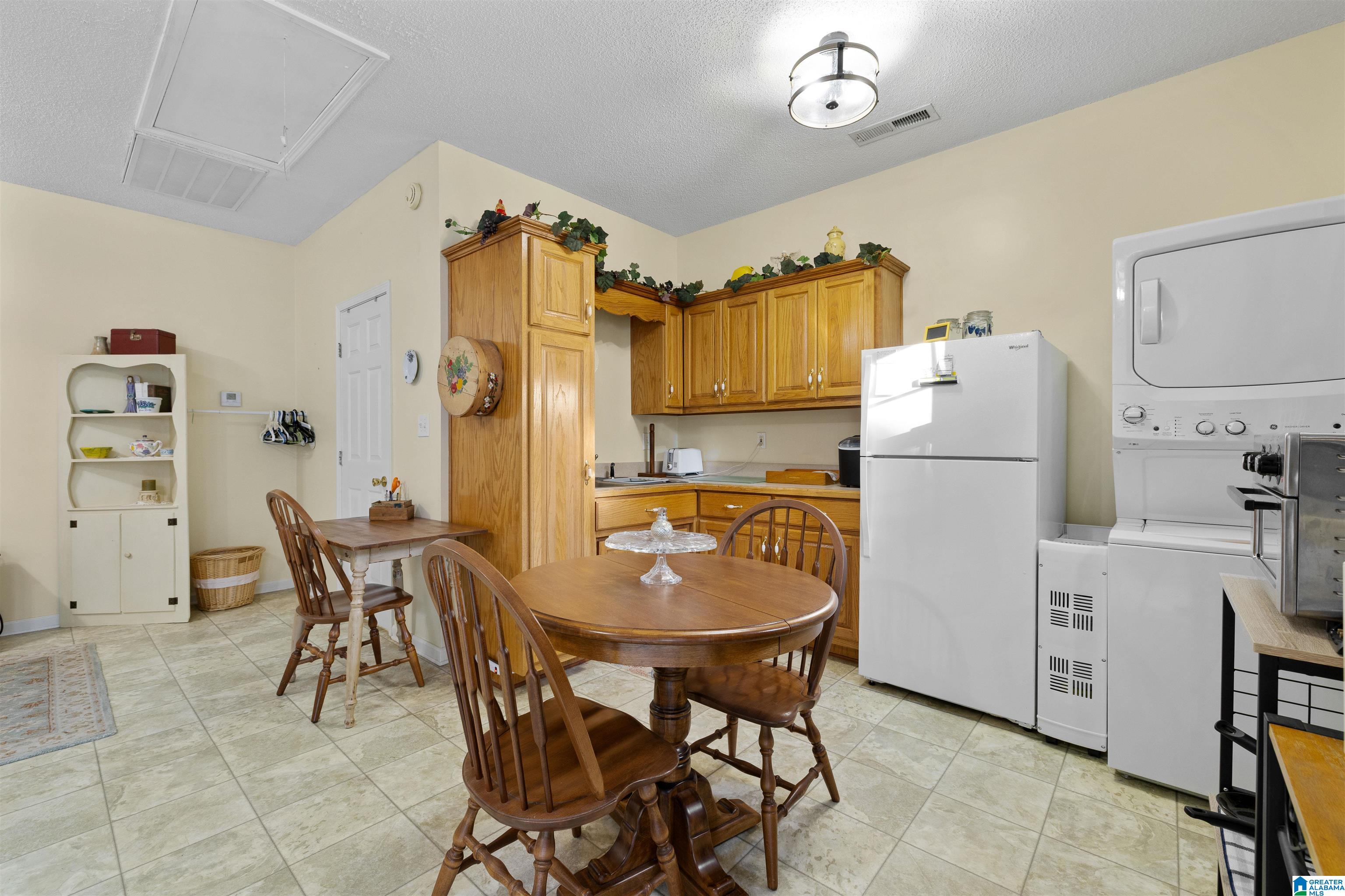 340 Myrick Road Warrior, AL 35180 - Photo 25 of 52