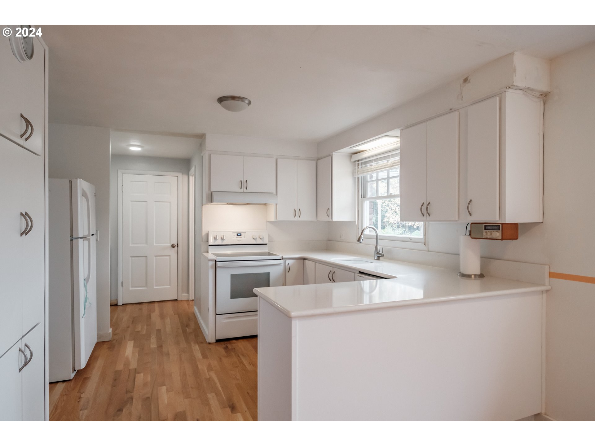 3362 Bluff Avenue Southeast Salem, OR 97302 - Photo 11 of 33