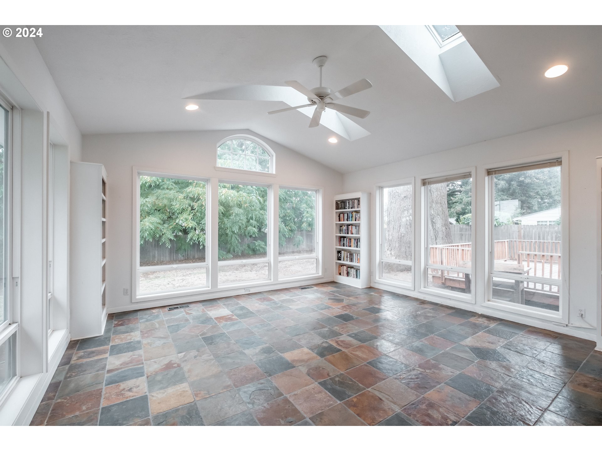 3362 Bluff Avenue Southeast Salem, OR 97302 - Photo 28 of 33