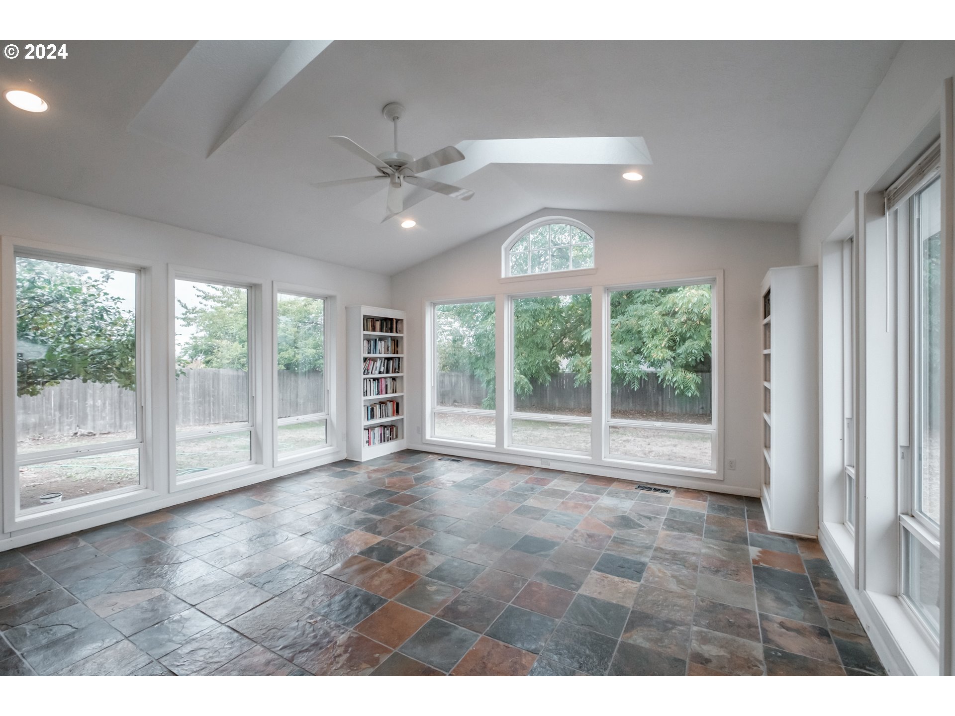 3362 Bluff Avenue Southeast Salem, OR 97302 - Photo 29 of 33