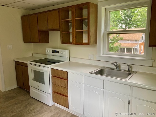 153 Main Street, Unit 2 East Hampton, CT 06424 - Photo 16 of 33