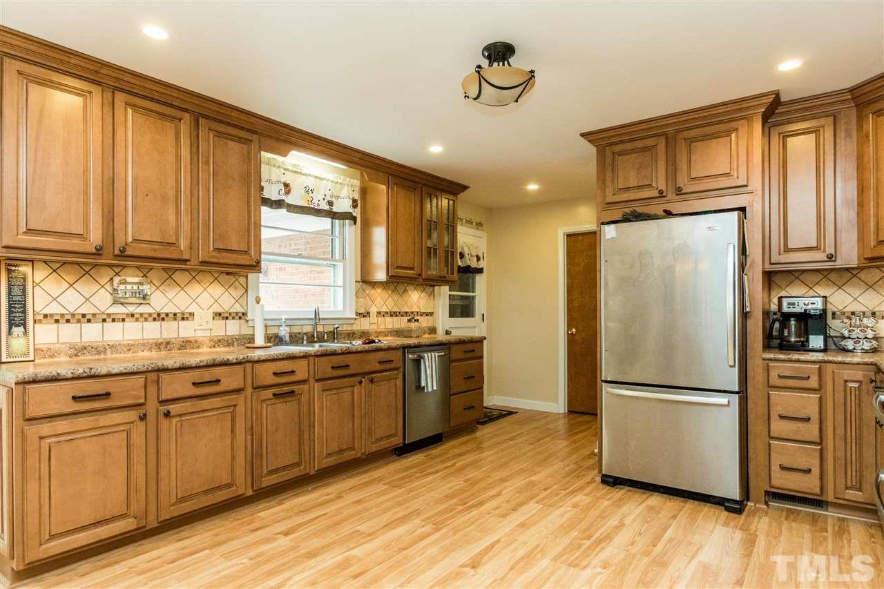 6324 Tryon Road Cary, NC 27518 - Photo 5 of 22 Gallery Image 5