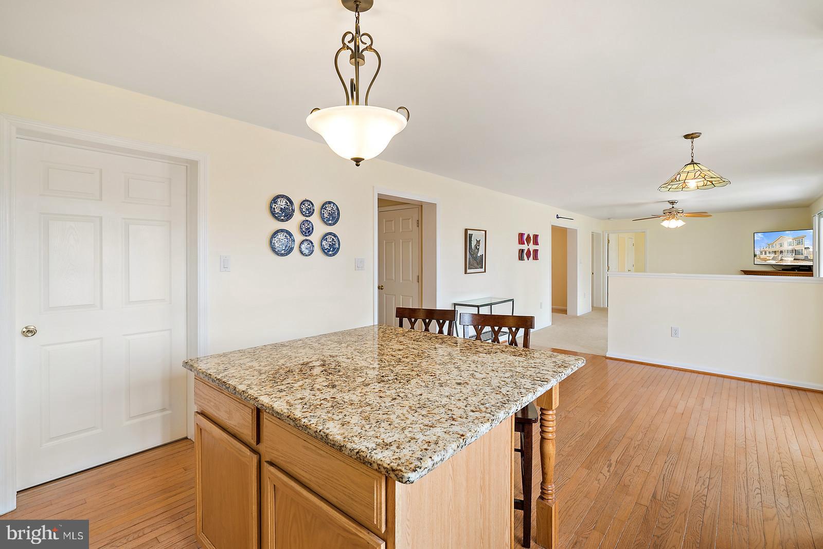 10399 Ada Road Marshall, VA 20115 - Photo 8 of 44 Gallery Image 8