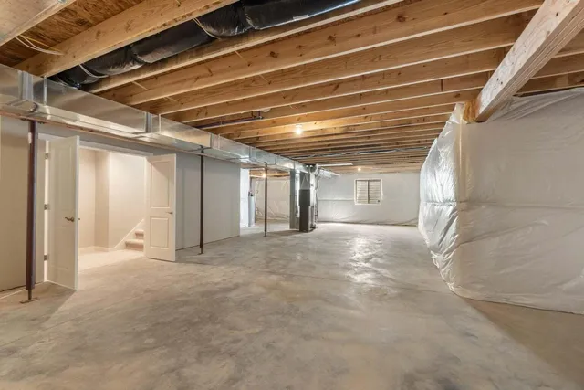 $359,560 | 28 Engelhardt Strasse, Jackson, MI 49201