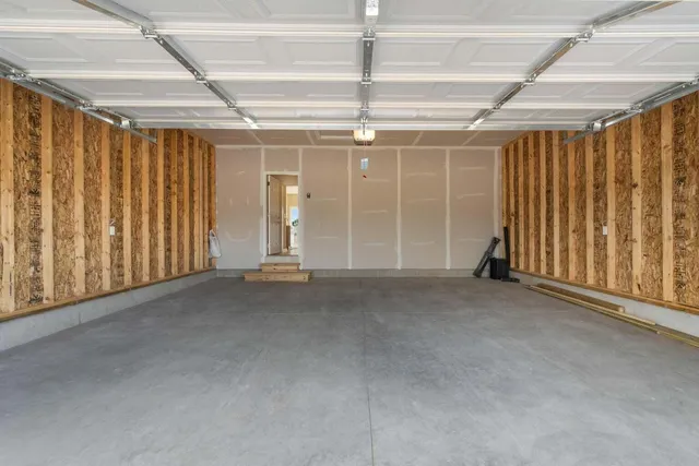 $359,560 | 28 Engelhardt Strasse, Jackson, MI 49201