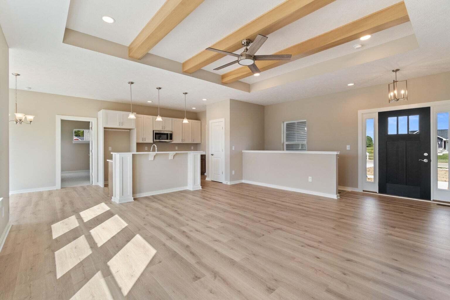 28 Engelhardt Strasse Jackson, MI 49201 - Photo 4 of 27 20250911141903490018000000-o