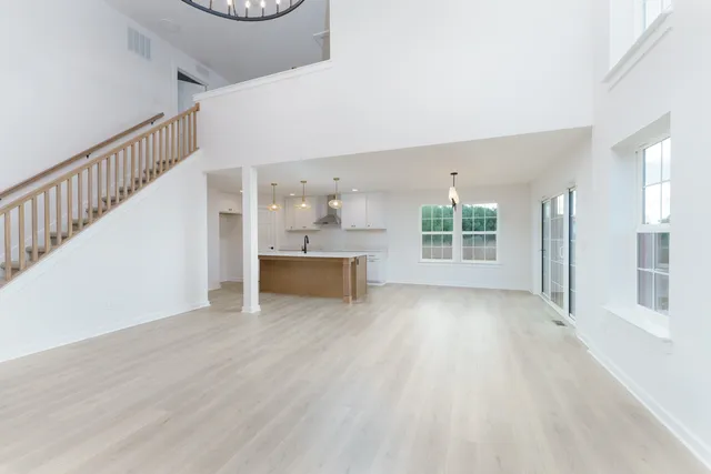 $389,785 | 28 Engelhardt Strasse, Jackson, MI 49201