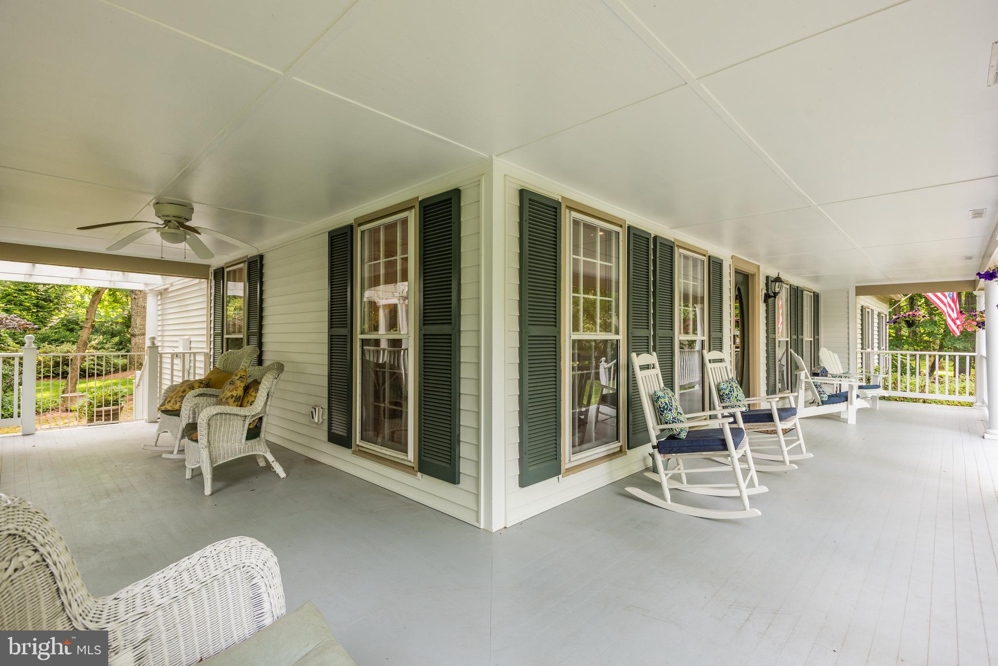 1610 Stowe Road Reston, VA 20194 - Photo 4 of 45