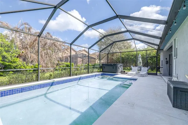 $555,000 | 16320 Bridgewalk Drive, Lithia, FL 33547