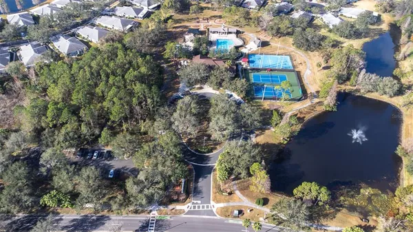 $555,000 | 16320 Bridgewalk Drive, Lithia, FL 33547