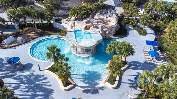 $555,000 | 16320 Bridgewalk Drive, Lithia, FL 33547