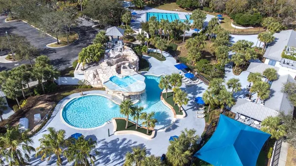 $555,000 | 16320 Bridgewalk Drive, Lithia, FL 33547