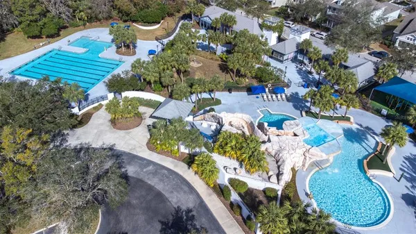 $555,000 | 16320 Bridgewalk Drive, Lithia, FL 33547