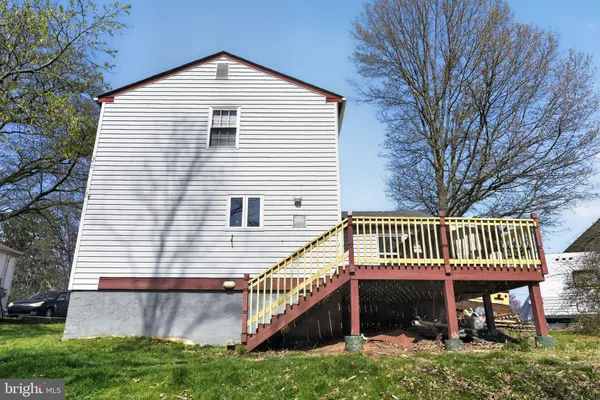 a view of backyard of house