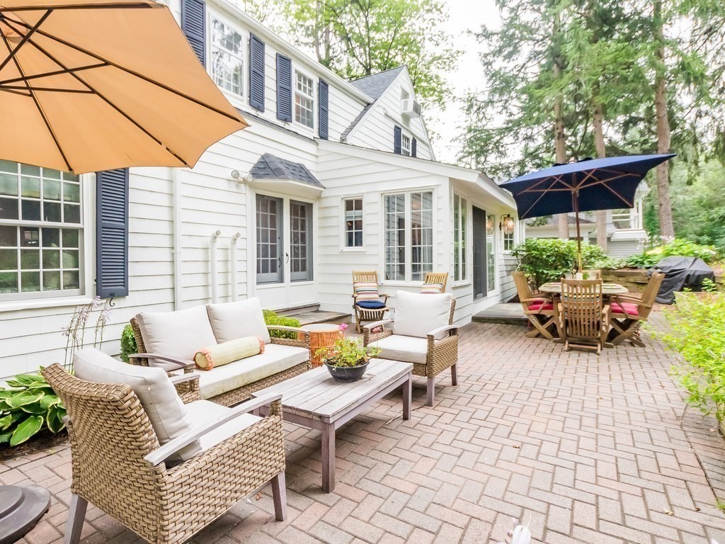 146 Arnold Road Newton, MA 02459 - Photo 38 of 42 Gallery Image 38