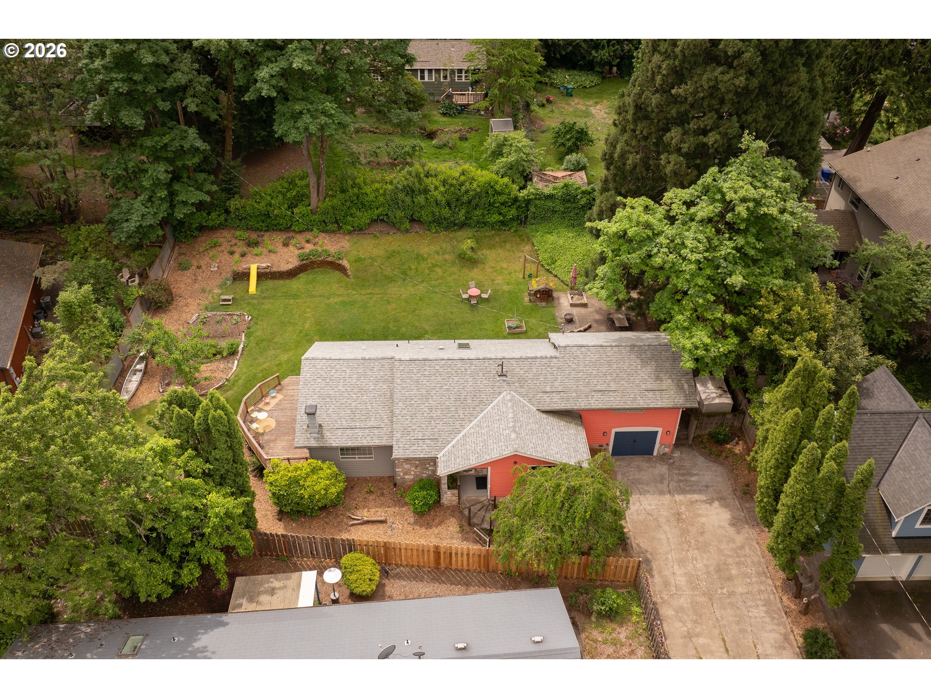 5010 Southwest Maplewood Road Portland, OR 97219 - Photo 33 of 36 Gallery Image 33