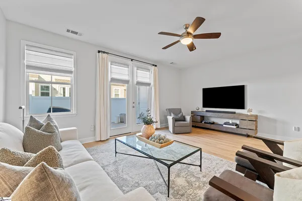 $277,500 | 34 Red Horse Way, Greer, SC 29651