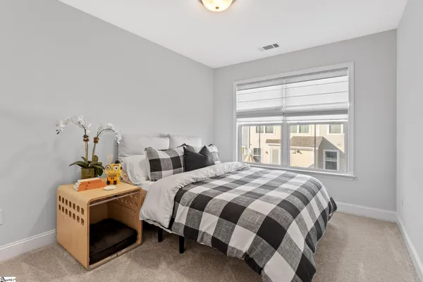 $277,500 | 34 Red Horse Way, Greer, SC 29651