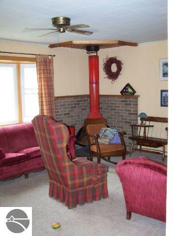 523 Anderson Road Southeast Kalkaska, MI 49646 - Photo 6 of 14 1694130-5.JPG