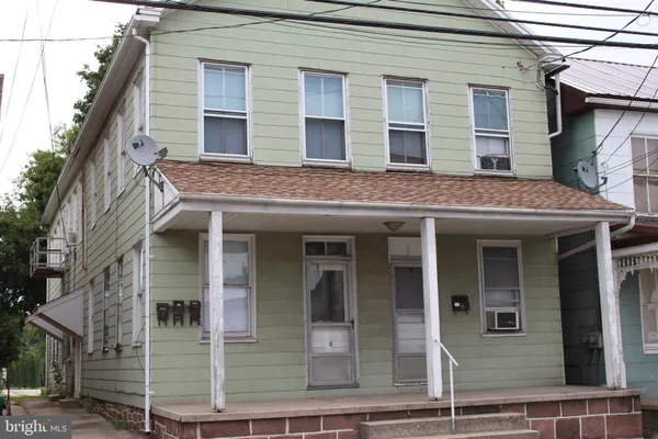 $800 | 29 North Main Street, Dover, PA 17315