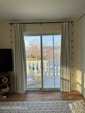 $2,300 | 410 8th Avenue, Unit B2, Asbury Park, NJ 07712