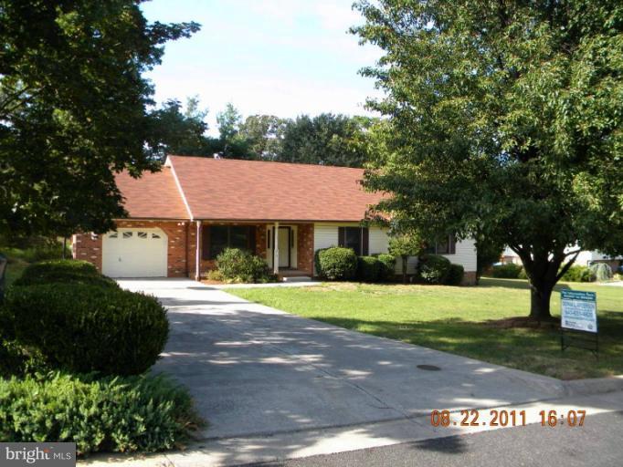 213 Henrico Road Front Royal, VA 22630 - Photo 12 of 29 Exterior (Front)