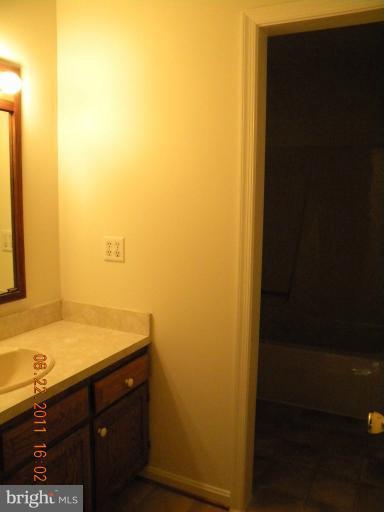 213 Henrico Road Front Royal, VA 22630 - Photo 18 of 29 Bath
