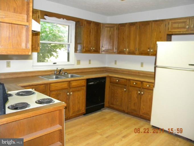 213 Henrico Road Front Royal, VA 22630 - Photo 23 of 29 Kitchen