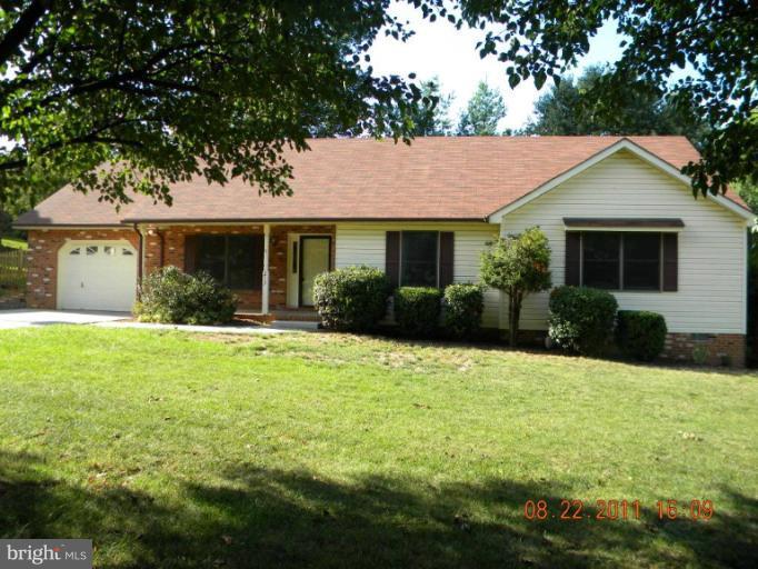 213 Henrico Road Front Royal, VA 22630 - Photo 29 of 29 Exterior (Front)