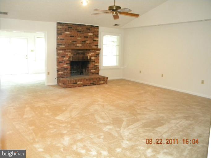 213 Henrico Road Front Royal, VA 22630 - Photo 6 of 29 Interior (General)