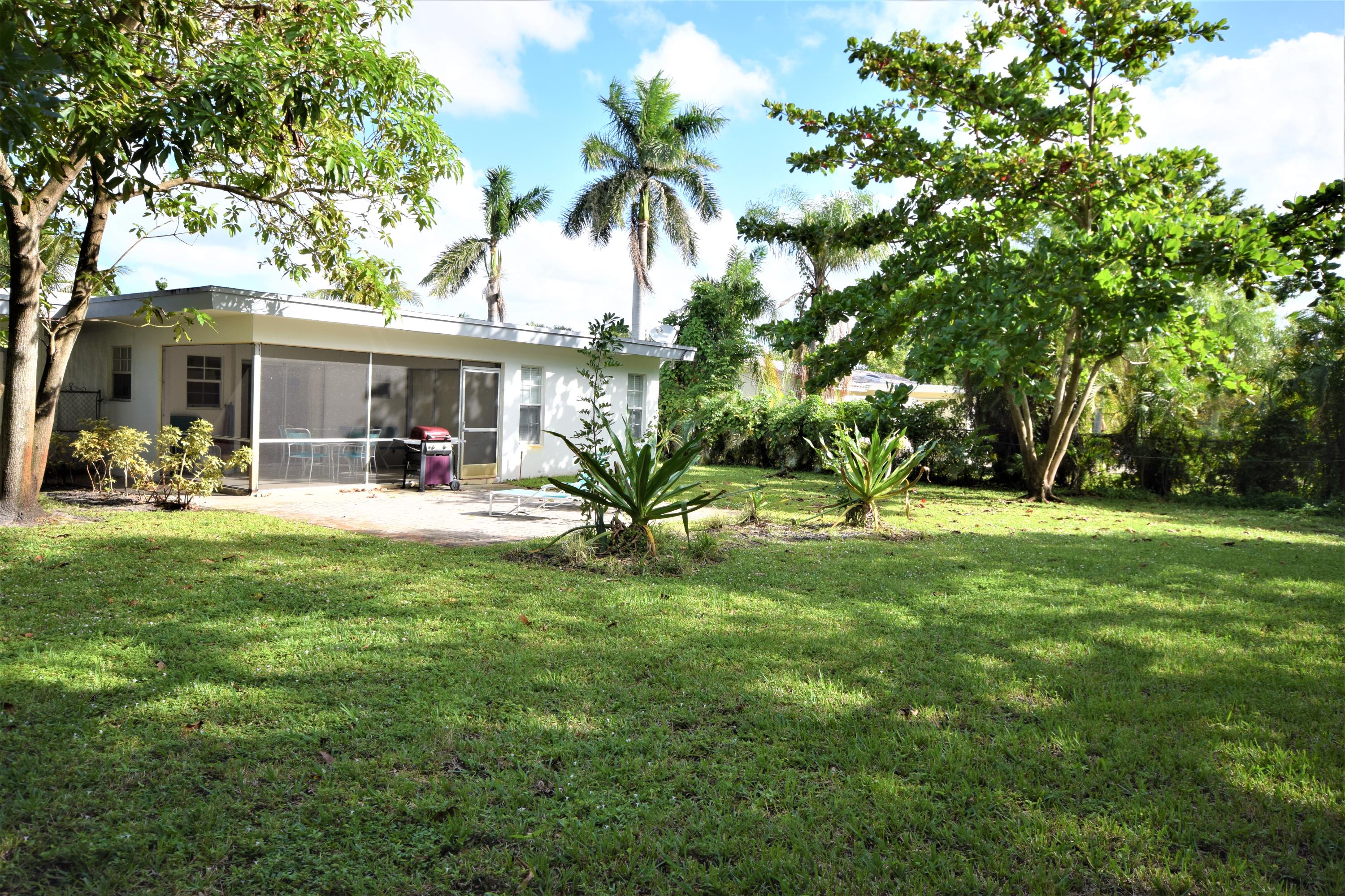 264 Northwest 45th Street Boca Raton, FL 33431 - Photo 4 of 18 DSC_7417
