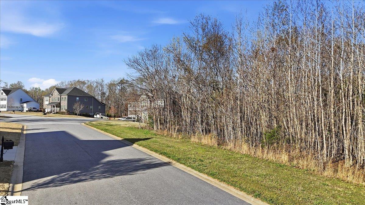 98 Modesto Lane Simpsonville, SC 29681 - Photo 2 of 6